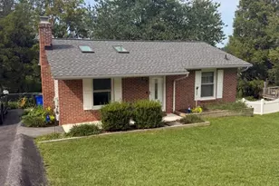 4 Donalds Ln, Mount Airy, MD 21771 - Photo 1