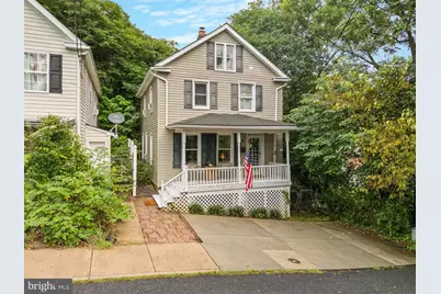43 E C Street, Brunswick, MD 21716 - Photo 1
