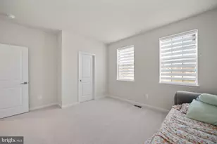 811 Shenandoah View Pkwy, Brunswick, MD 21716 - Photo 32
