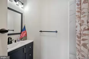 811 Shenandoah View Pkwy, Brunswick, MD 21716 - Photo 16
