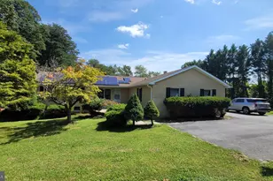 7601 San-Di-Gan Dr, Frederick, MD 21702 - Photo 2