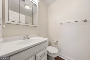 28 E 4th St, Frederick, MD 21701 - Photo 34