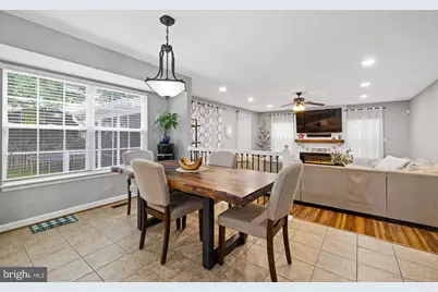 7014 Allington Manor Circle E, Frederick, MD 21703 - Photo 8