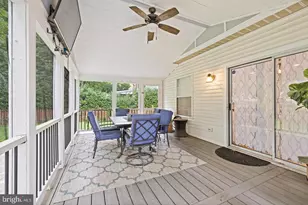 7014 Allington Manor Cir E, Frederick, MD 21703 - Photo 32