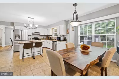 7014 Allington Manor Circle E, Frederick, MD 21703 - Photo 6