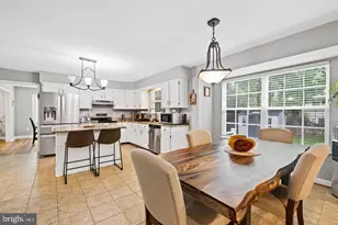 7014 Allington Manor Cir E, Frederick, MD 21703 - Photo 6