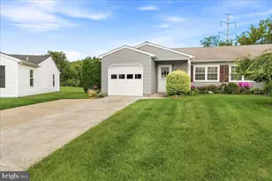 6879 Snowberry Ct, Frederick, MD 21703 - Photo 1