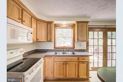 5697 Briargrove Court, Frederick, MD 21703 - Photo 6