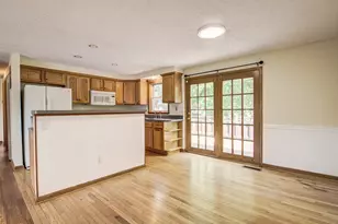 5697 Briargrove Ct, Frederick, MD 21703 - Photo 4