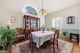 2740 Flintridge Dr, Myersville, MD 21773 - Photo 10