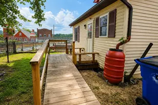 8 N Virginia Ave, Brunswick, MD 21716 - Photo 26