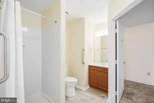 5601 Avonshire Pl, Frederick, MD 21703 - Photo 36