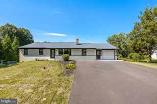 13132 Manor Dr, Mount Airy, MD 21771 - Photo 1