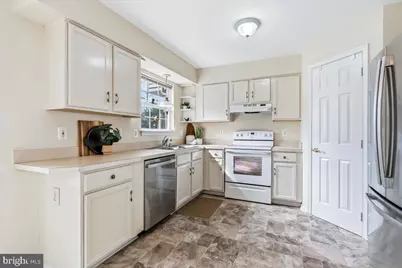 6104 Pine Ridge Terrace, Frederick, MD 21701 - Photo 6