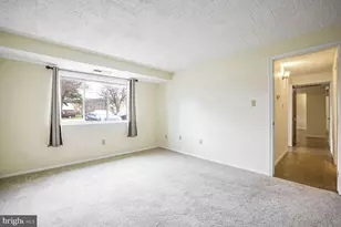 995 Heather Ridge Dr, Frederick, MD 21702 - Photo 12