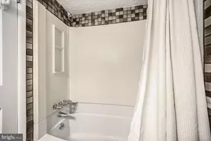 995 Heather Ridge Dr, Frederick, MD 21702 - Photo 14