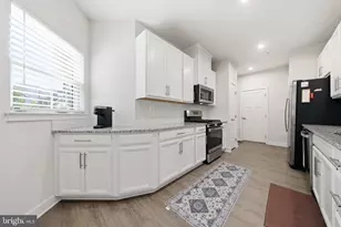6134 Dock St, Frederick, MD 21703 - Photo 4