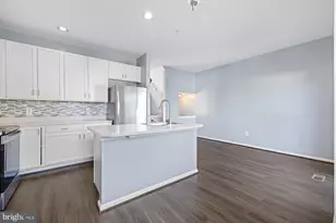 113 Lavenport Cir, Frederick, MD 21702 - Photo 6