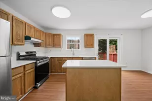 442 Blossom Ln, Frederick, MD 21701 - Photo 10