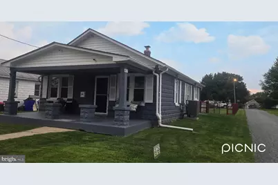 906 E F Street E, Brunswick, MD 21716 - Photo 2