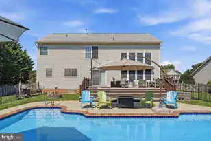 302 Eastfield Pl, Walkersville, MD 21793 - Photo 2