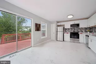 2010 Rosecrans, Frederick, MD 21702 - Photo 12