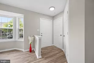 2010 Rosecrans, Frederick, MD 21702 - Photo 2