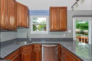 381 W Thornhill, Frederick, MD 21703 - Photo 8