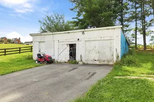 9363 Albaugh Rd, New Windsor, MD 21776 - Photo 16