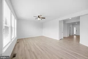 1906 GLADSTONE St, Frederick, MD 21702 - Photo 8