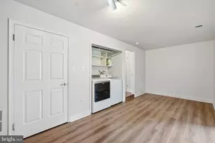 18 Victoria Square, Frederick, MD 21702 - Photo 6