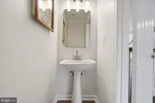18 Victoria Square, Frederick, MD 21702 - Photo 18