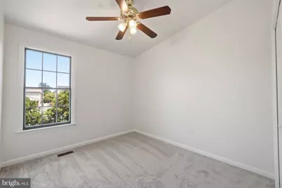18 Victoria Square, Frederick, MD 21702 - Photo 24