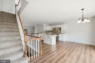 18 Victoria Square, Frederick, MD 21702 - Photo 12