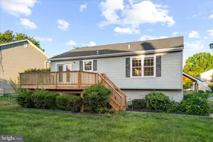 841 Briar Ct, Frederick, MD 21701 - Photo 2