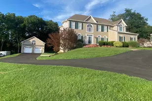 13406 Autumn Crest Dr, Mount Airy, MD 21771 - Photo 1