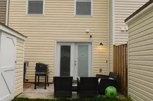 567 Lancaster Pl, Frederick, MD 21703 - Photo 10