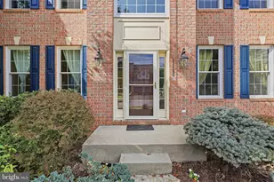 11106 Eagletrace Ct, New Market, MD 21774 - Photo 2