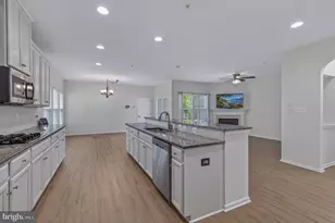 1423 Village Green Way, Brunswick, MD 21716 - Photo 18