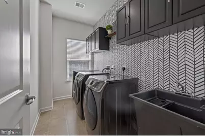 1423 Village Green Way, Brunswick, MD 21716 - Photo 36