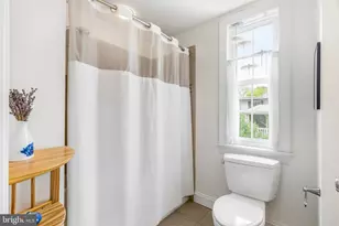 122 E 4th St, Frederick, MD 21701 - Photo 28