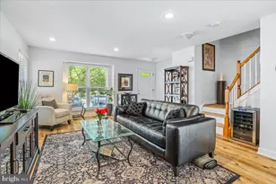 9245 Ridgefield Cir, Frederick, MD 21701 - Photo 8