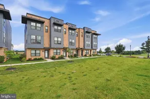 562 Banquet Ln, Frederick, MD 21701 - Photo 8