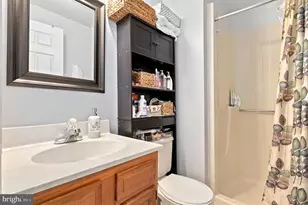 7992 Windsail Ct, Frederick, MD 21701 - Photo 18