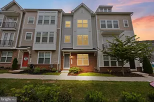 402 Matlock Ln, Frederick, MD 21701 - Photo 1