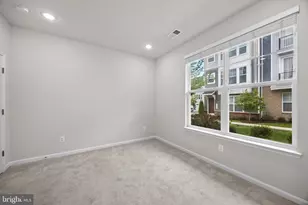 402 Matlock Ln, Frederick, MD 21701 - Photo 6