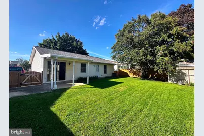 430 Banksia Drive, Frederick, MD 21701 - Photo 2