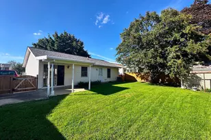 430 Banksia Dr, Frederick, MD 21701 - Photo 2