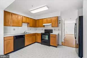 5781 Fringetree Ct, Frederick, MD 21703 - Photo 8
