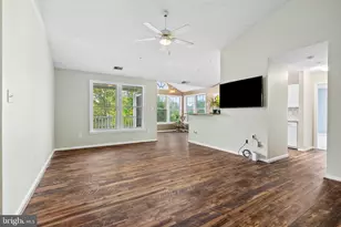 905 Blue Leaf #7 3C Ct, Frederick, MD 21701 - Photo 2